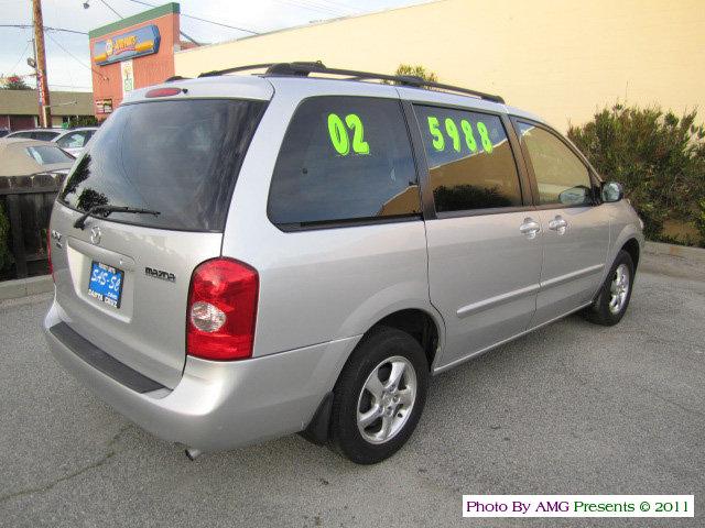 2002 Mazda MPV Quad Coupe 3