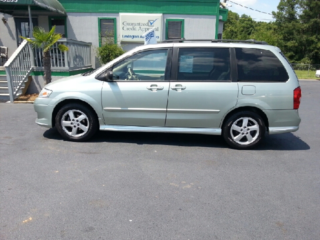 2002 Mazda MPV LW2