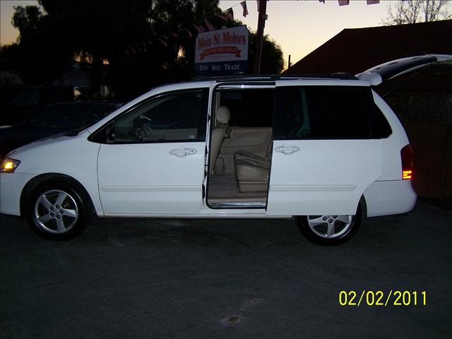 2002 Mazda MPV LW2