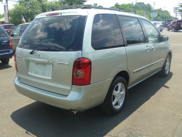 2003 Mazda MPV LW2