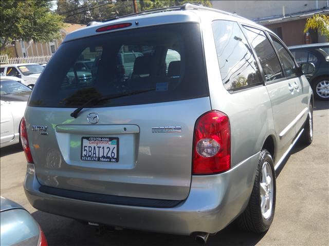 2003 Mazda MPV Laranie