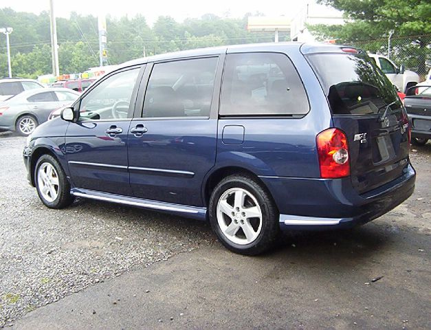 2003 Mazda MPV LW2