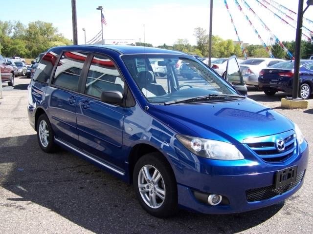 2004 Mazda MPV Quadcab Laramie