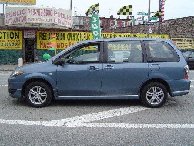 2004 Mazda MPV Quadcab Laramie