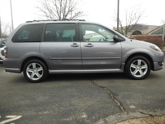 2004 Mazda MPV Quadcab Laramie