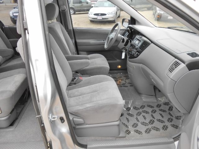 2006 Mazda MPV Elk Conversion Van