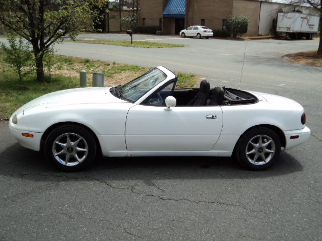 1990 Mazda MX-5 Miata Unknown