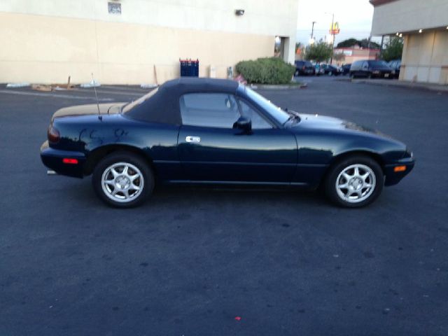 1995 Mazda MX-5 Miata Base XE GLE GXE