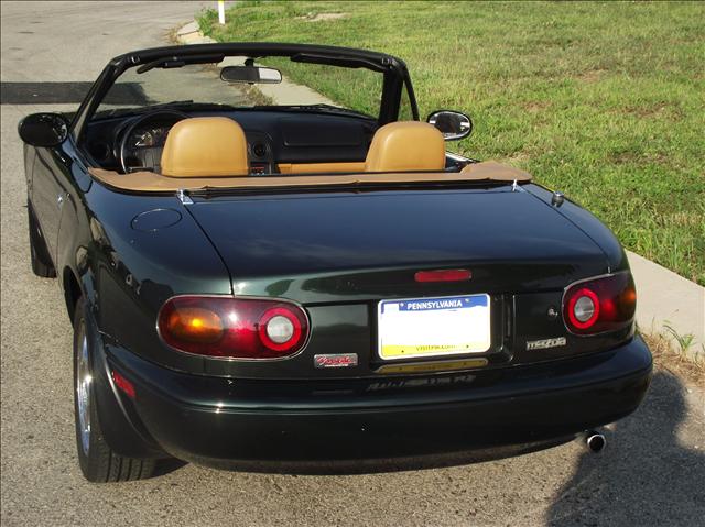 1997 Mazda MX-5 Miata Base XE GLE GXE