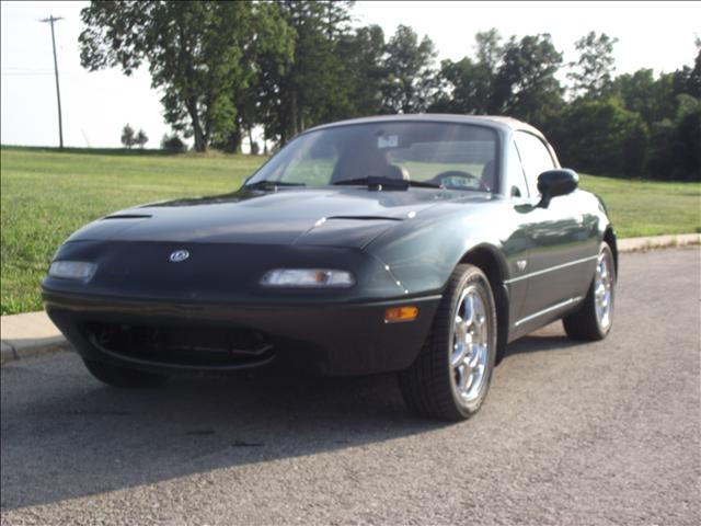 1997 Mazda MX-5 Miata Base XE GLE GXE