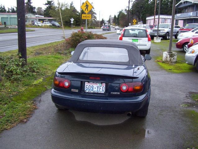 1997 Mazda MX-5 Miata Base XE GLE GXE