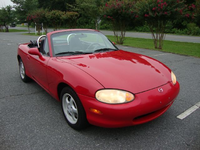 1999 Mazda MX-5 Miata C320 Wagon