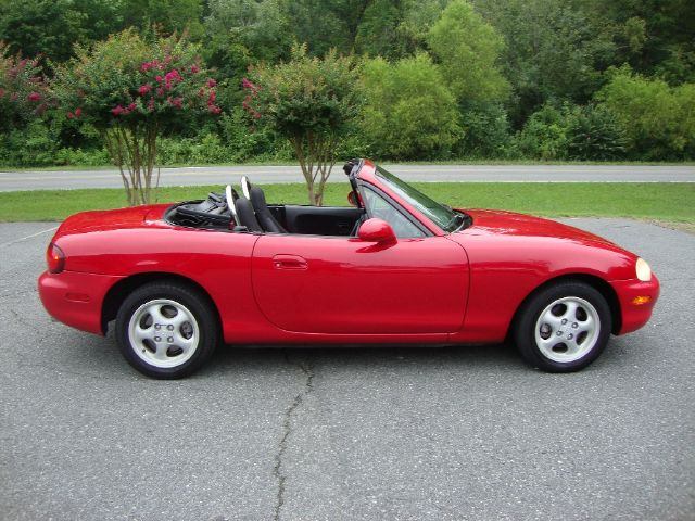 1999 Mazda MX-5 Miata C320 Wagon