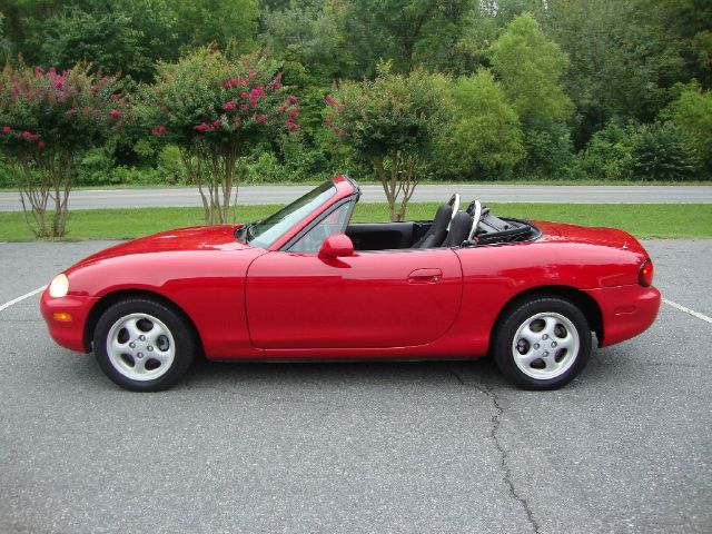 1999 Mazda MX-5 Miata C320 Wagon