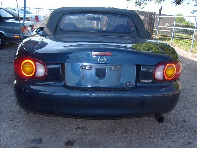 1999 Mazda MX-5 Miata Base