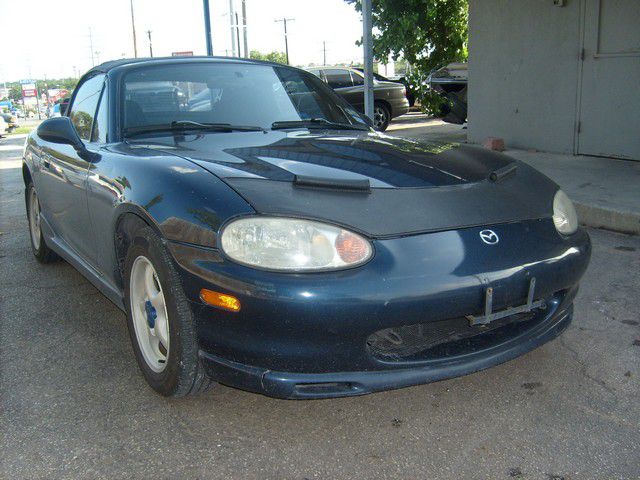 1999 Mazda MX-5 Miata Base