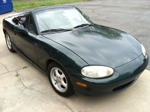 1999 Mazda MX-5 Miata Base