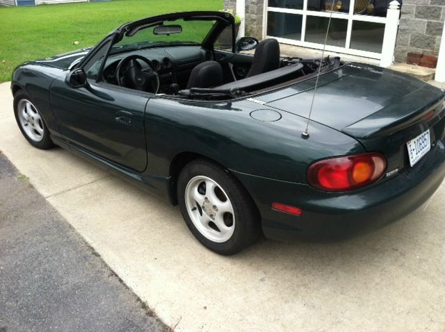 1999 Mazda MX-5 Miata Base