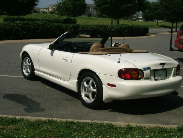 1999 Mazda MX-5 Miata 4X4 Harley Davidson