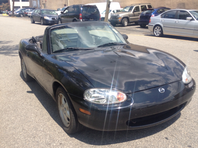 1999 Mazda MX-5 Miata Base