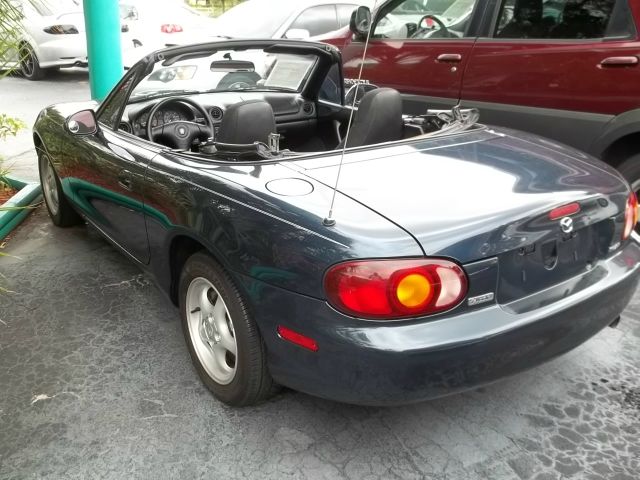 1999 Mazda MX-5 Miata Unknown