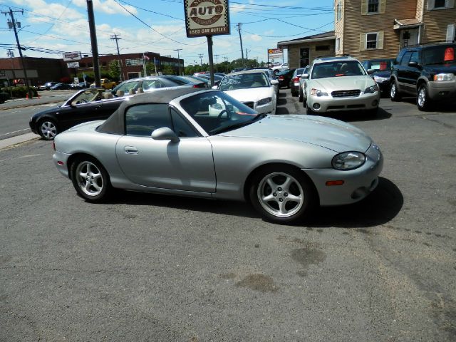 2000 Mazda MX-5 Miata Base