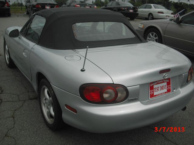 2001 Mazda MX-5 Miata Base