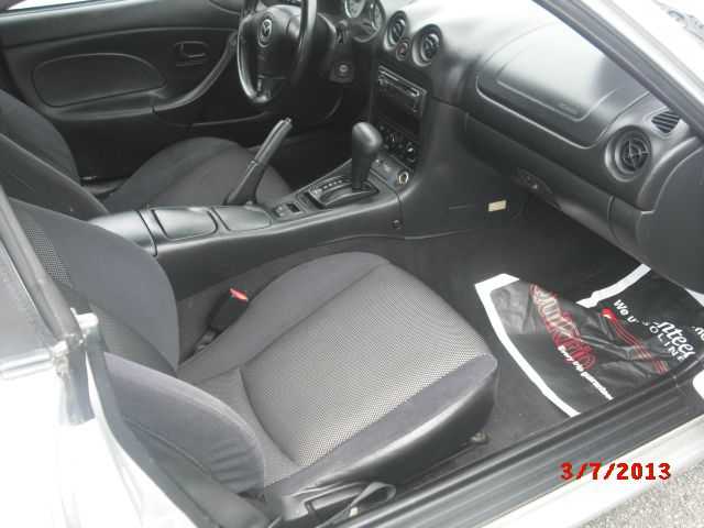 2001 Mazda MX-5 Miata Base