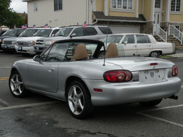 2001 Mazda MX-5 Miata Unknown