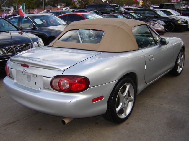 2001 Mazda MX-5 Miata X