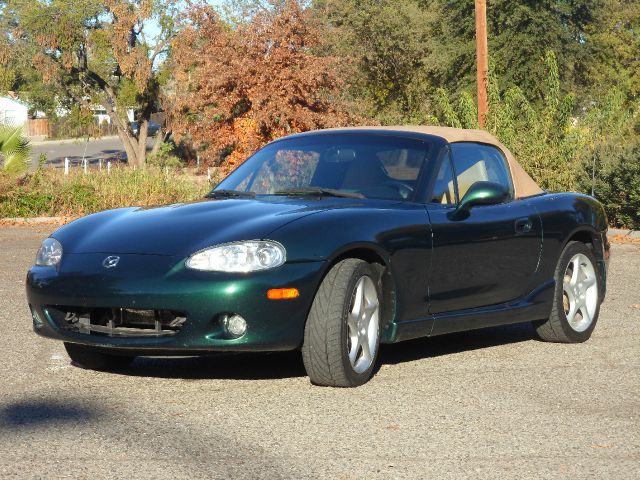 2002 Mazda MX-5 Miata SE