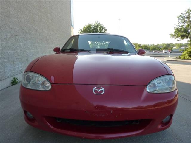 2002 Mazda MX-5 Miata FWD 5dr Wgn I4 CVT