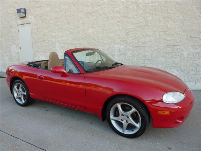 2002 Mazda MX-5 Miata FWD 5dr Wgn I4 CVT