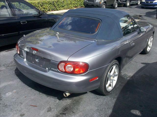 2003 Mazda MX-5 Miata Unknown