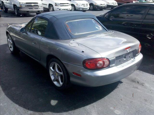 2003 Mazda MX-5 Miata Unknown