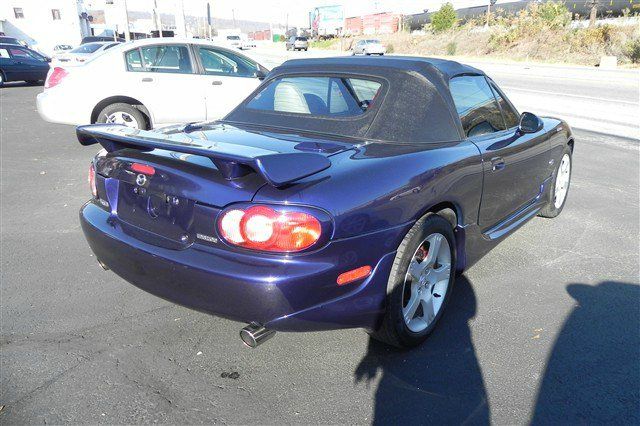 2003 Mazda MX-5 Miata X