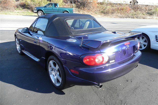 2003 Mazda MX-5 Miata X