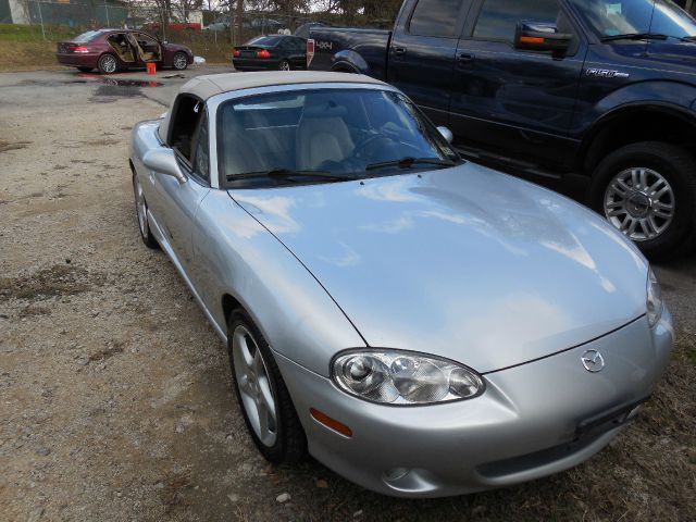 2003 Mazda MX-5 Miata X