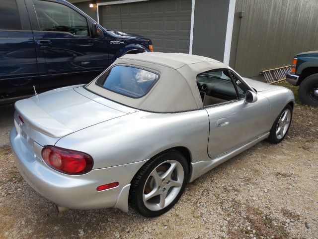 2003 Mazda MX-5 Miata X