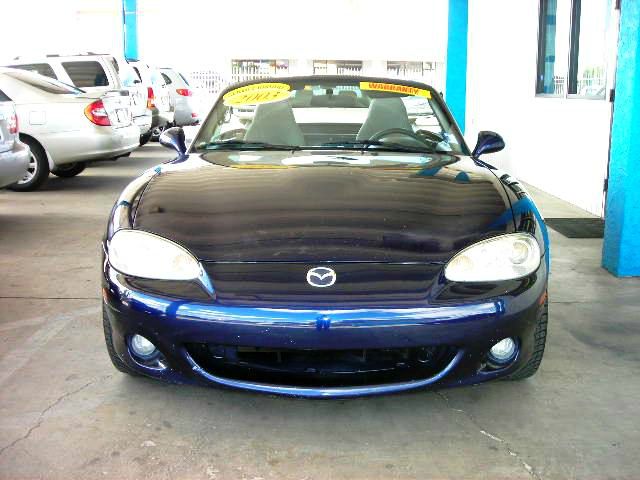 2003 Mazda MX-5 Miata Crew Cab Amarillo 4X4