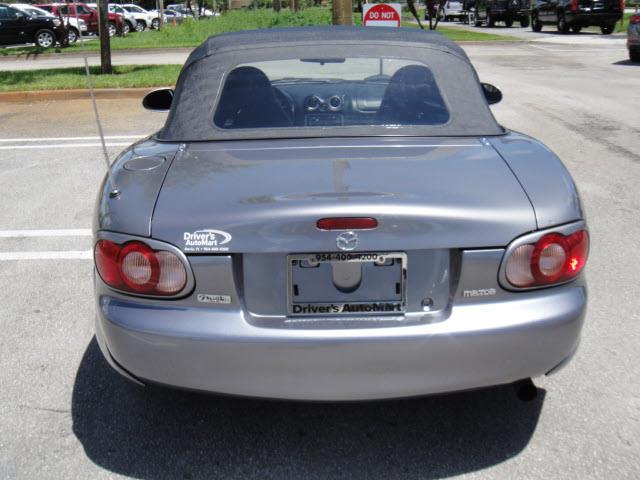 2003 Mazda MX-5 Miata Base Www.escromotors2.com