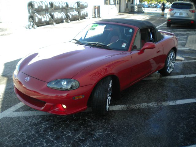 2004 Mazda MX-5 Miata C15