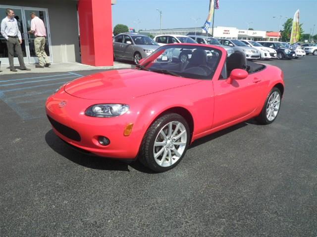 2006 Mazda MX-5 Miata Rt/10 Convertible