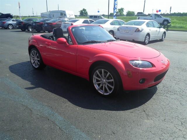 2006 Mazda MX-5 Miata Rt/10 Convertible