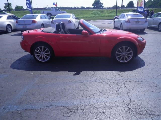 2006 Mazda MX-5 Miata Rt/10 Convertible