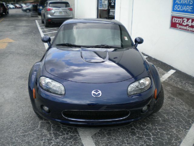 2008 Mazda MX-5 Miata 2D Regular Cab Truck