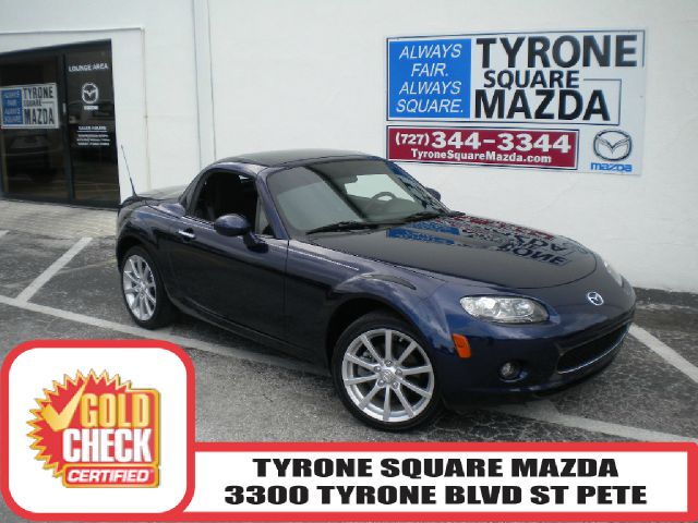 2008 Mazda MX-5 Miata 2D Regular Cab Truck