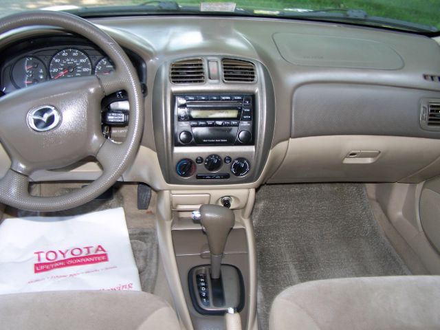 2001 Mazda Protege Convenience AWD