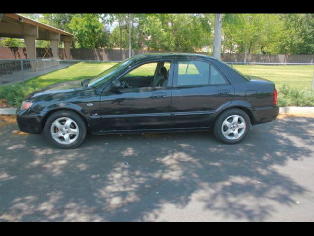 2002 Mazda Protege LW2