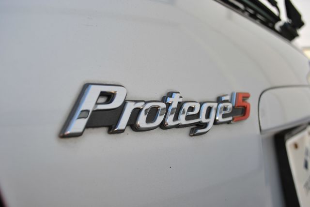 2003 Mazda Protege5 4X4 Crew Cab Super Duty Lariat